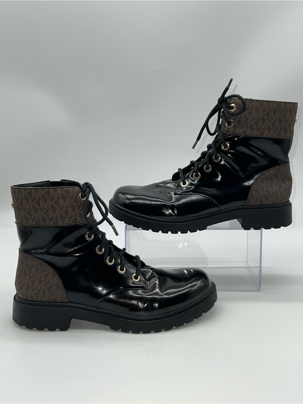 Michael Kors Black Patent Leather Lace-Up Ankle Boots w/Brown Monogram Cuff-Sz 8